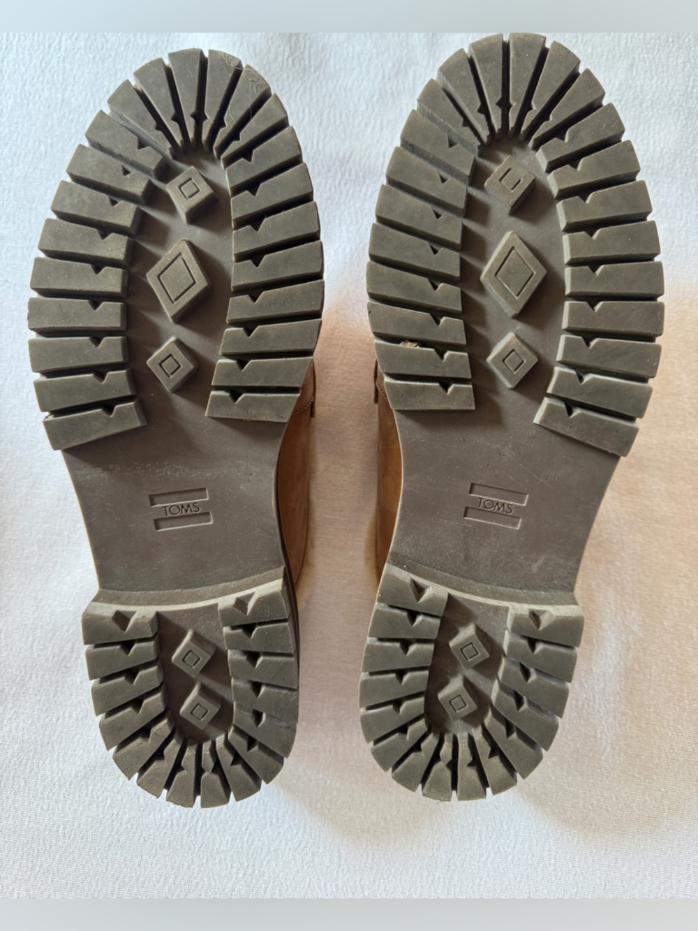 TOMS Cara Tan Leather Faux Fur Lined Penny Loafer Mule Lug Sole Shoes Size 8.5 - Picture 6 of 10